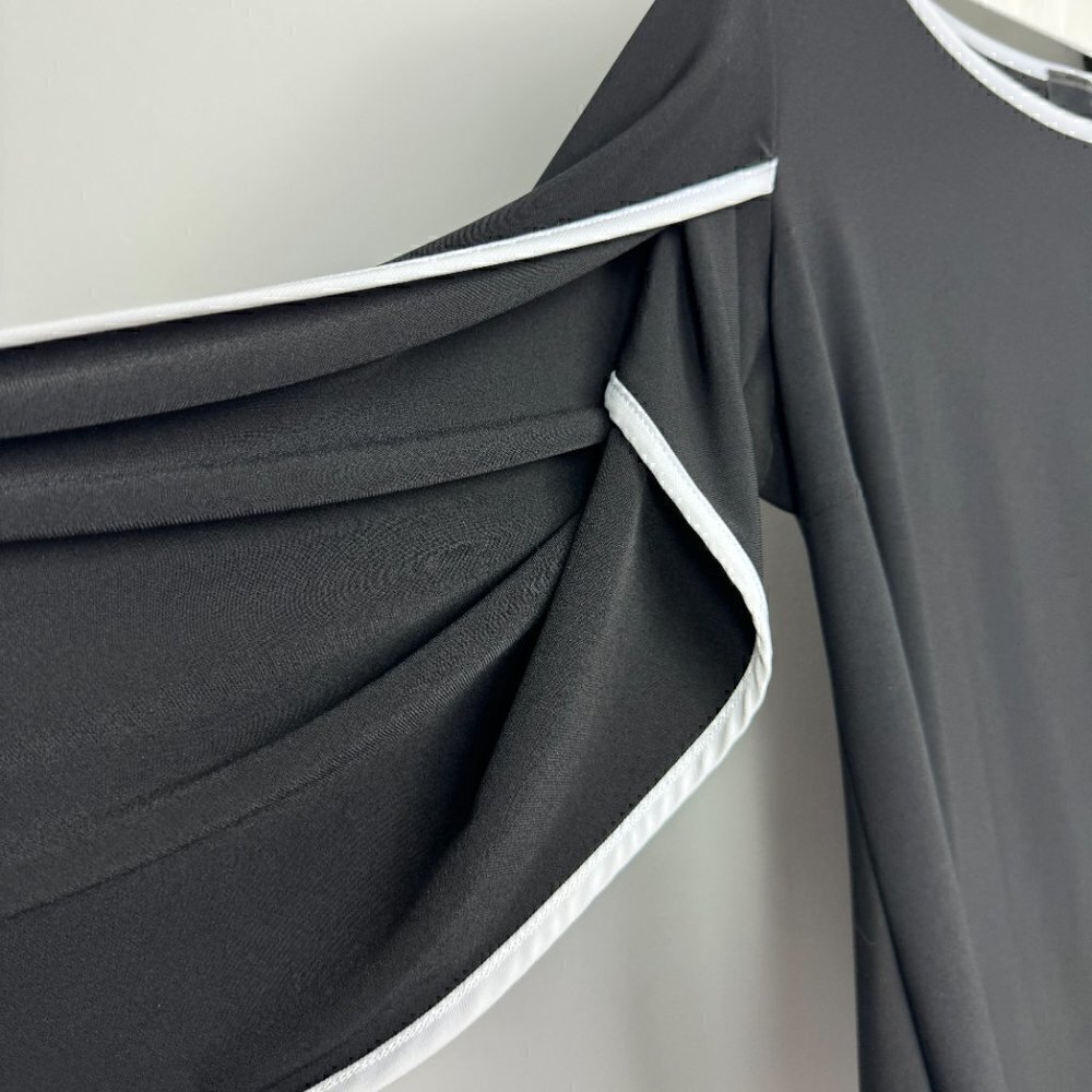 EUC - Cartise Top - Size S - Picture 3 of 4